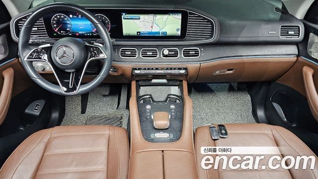 Mercedes-Benz GLE-Class 2024 — ფოტო 7/20