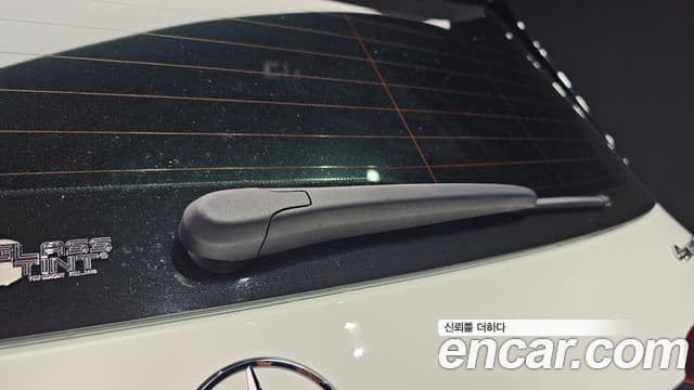 Mercedes-Benz GLE-Class 2024 — Photo 16/38