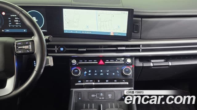 Hyundai Santa Fe 2023 — Фото 14/20
