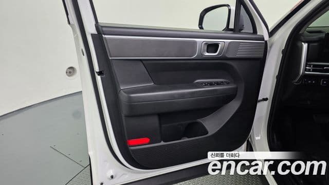 Hyundai Santa Fe 2023 — Photo 22/35