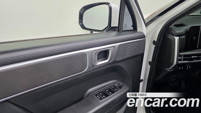 Hyundai Santa Fe 2023 — Photo 25/35