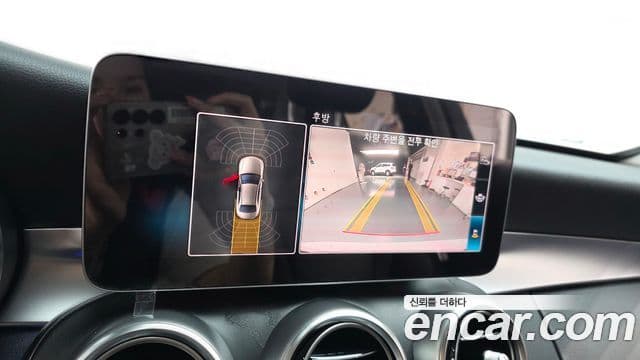 Mercedes-Benz C-Class 2019 — ფოტო 15/20