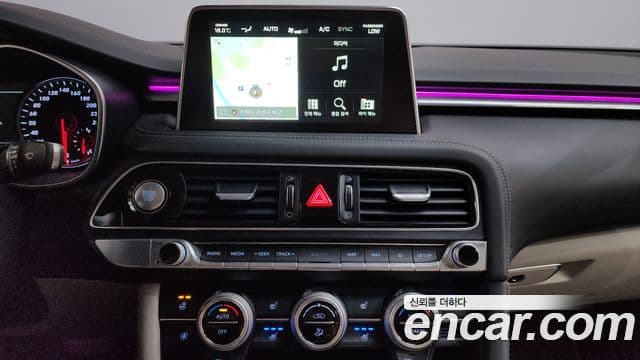Genesis G70 2019 — ფოტო 12/20