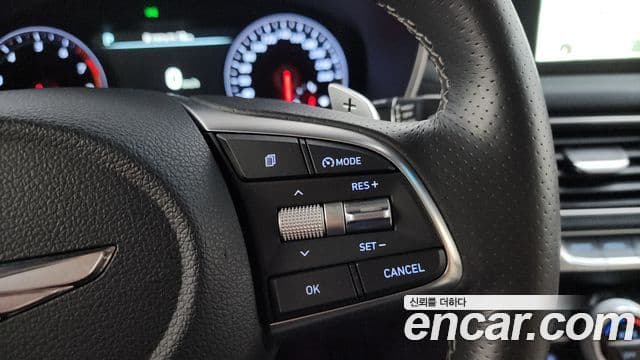 Genesis G70 2019 — ფოტო 16/20