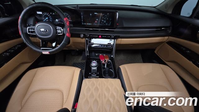 Kia Carnival 2021 — Фото 7/20