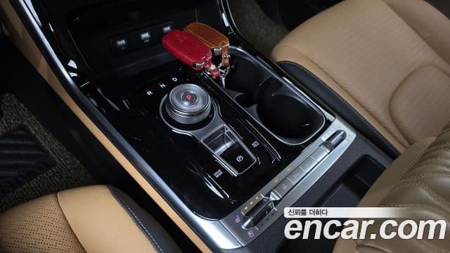 Kia Carnival 2021 — Фото 9/20