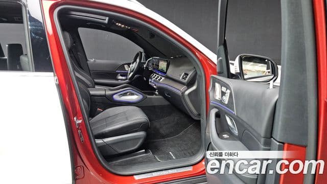 Mercedes-Benz GLS-Class 2023 — Photo 15/21