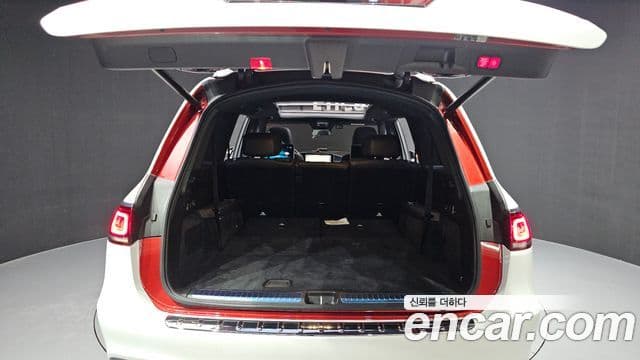 Mercedes-Benz GLS-Class 2023 — Photo 5/21
