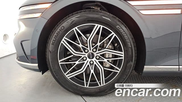Genesis G90 2022 — ფოტო 5/20
