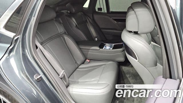 Genesis G90 2022 — ფოტო 11/20