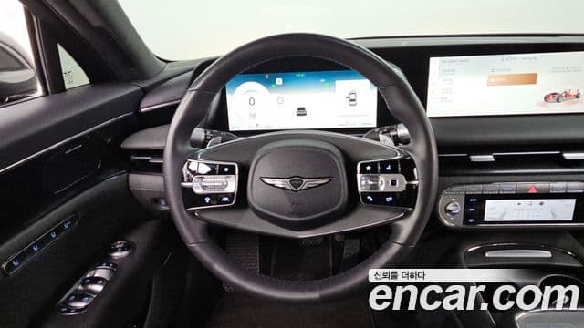 Genesis G90 2022 — ფოტო 13/20