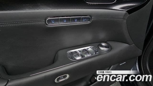 Genesis G90 2022 — ფოტო 17/20