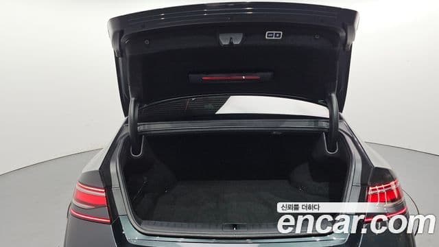 Genesis G90 2022 — ფოტო 20/20