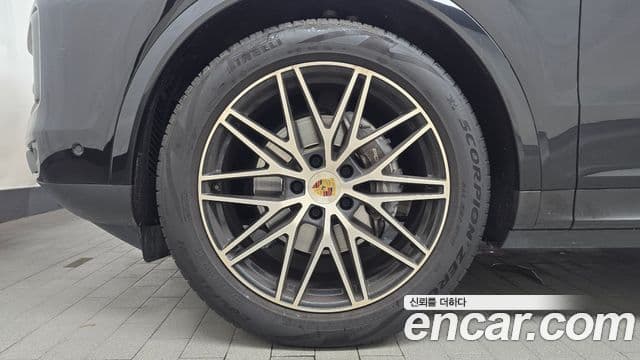 Porsche Cayenne 2024 — Şəkil 5/20