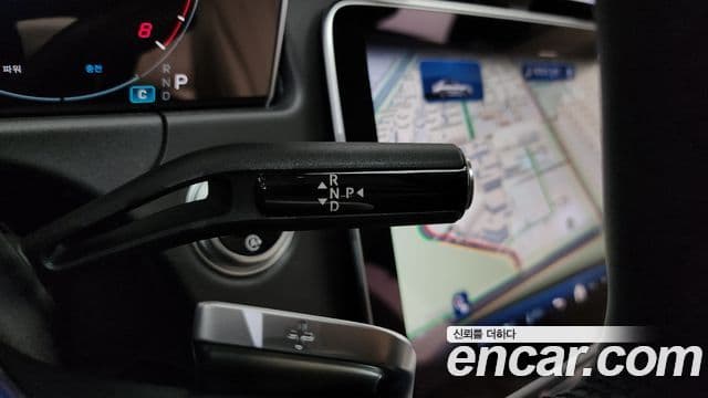 Mercedes-Benz E-Class 2024 — фото 9 из 20