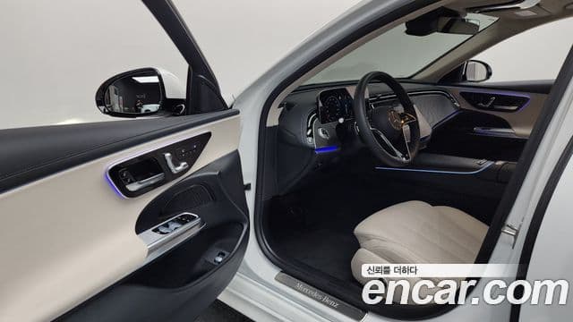 Mercedes-Benz E-Class 2024 — Şəkil 10/20