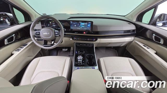 Kia Carnival 2024 — фото 7 из 20