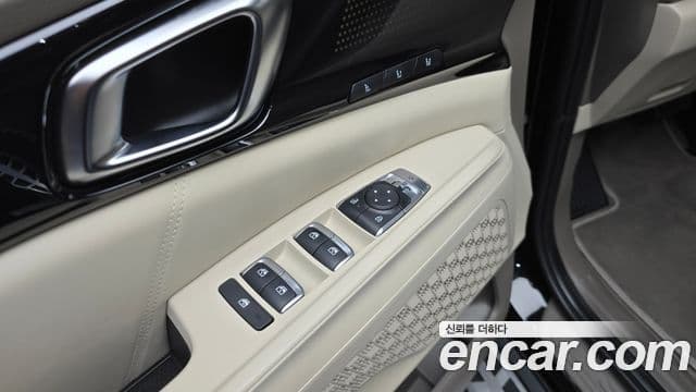 Kia Carnival 2024 — фото 15 из 20
