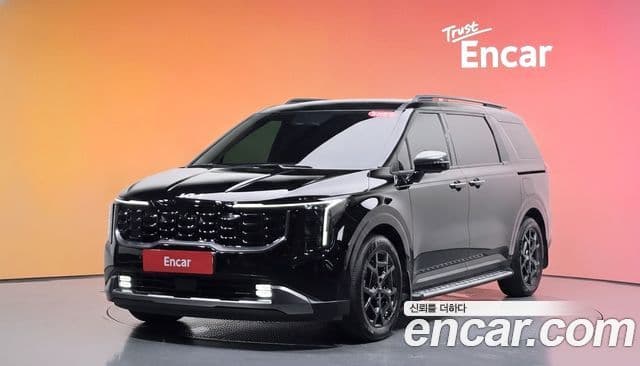 Kia Carnival 2024 — фото 1 из 20