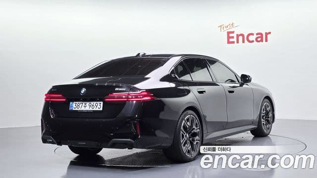 BMW 5 Series 2025 — ფოტო 2/20
