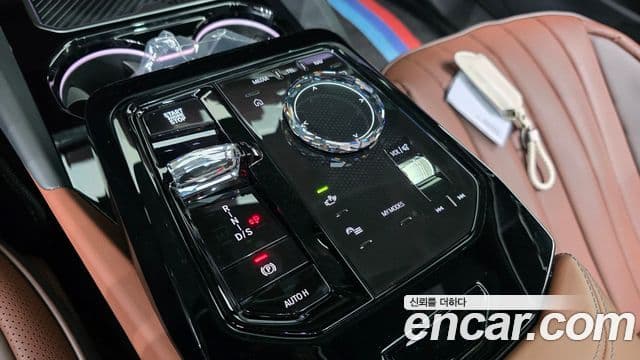 BMW 5 Series 2025 — ფოტო 9/20