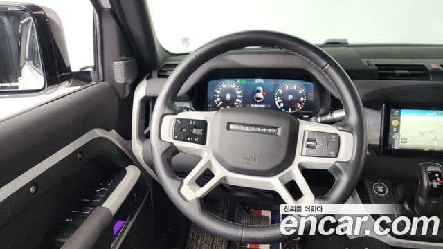 Land Rover Defender 2022 — ფოტო 15/20