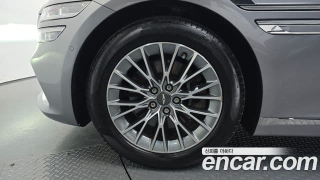 Genesis Electrified G80 2023 — ფოტო 5/20