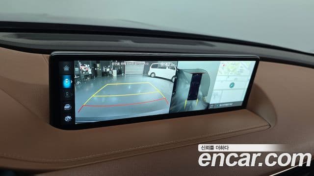 Genesis Electrified G80 2023 — ფოტო 14/20
