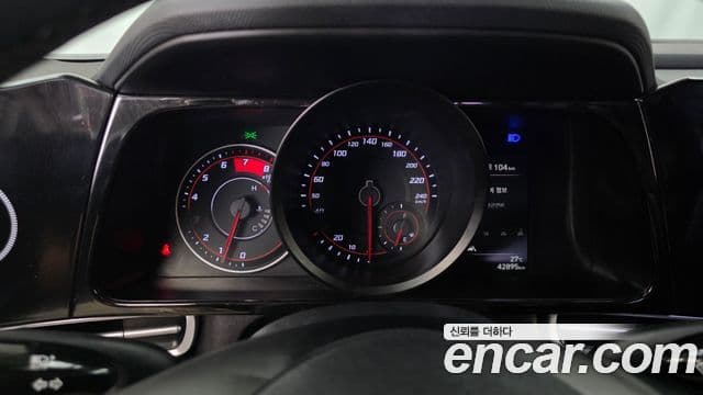 Hyundai Avante 2023 — ფოტო 8/20