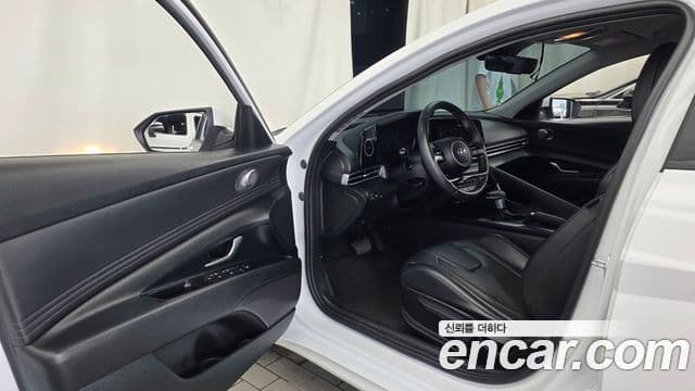 Hyundai Avante 2023 — ფოტო 10/20