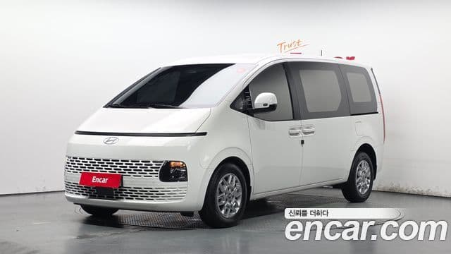 Hyundai Staria 2025 — ფოტო 1/20