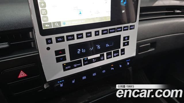 Hyundai Staria 2025 — ფოტო 17/20