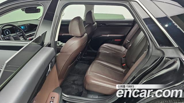 Hyundai Grandeur 2023 — Şəkil 12/20