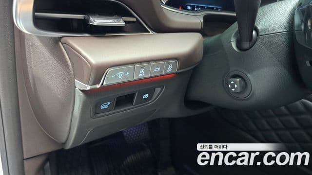 Genesis GV80 2021 — Photo 30/32