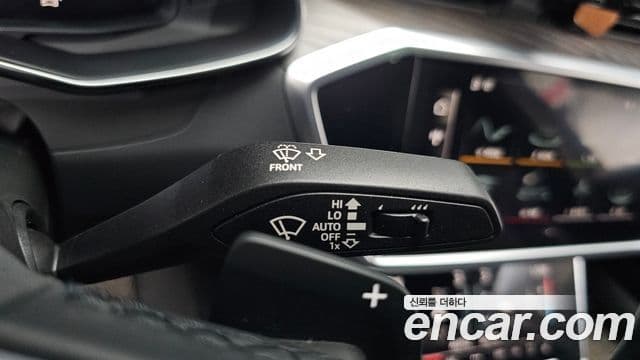 Audi A6 2021 — ფოტო 16/34