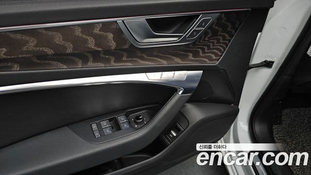 Audi A6 2021 — ფოტო 24/34