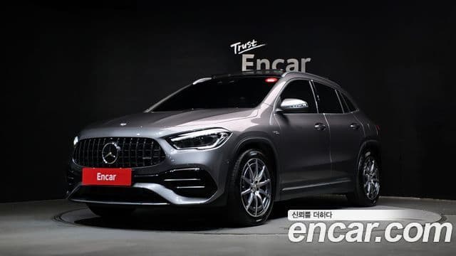 Mercedes-Benz GLA-Class 2022 — Şəkil 1/20