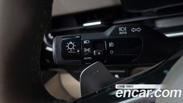 Kia Carnival 2024 — Şəkil 16/20