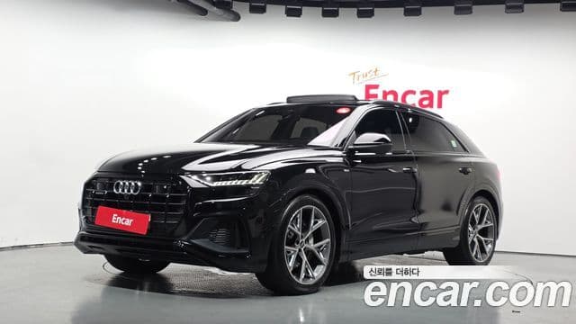 Audi Q8 2023 — Şəkil 1/20