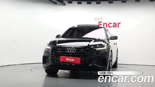 Audi Q8 2023 — Şəkil 8/20