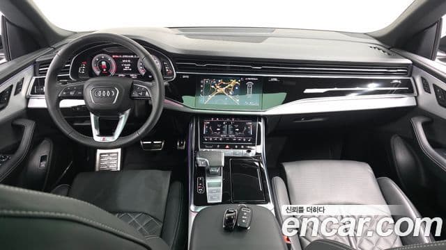 Audi Q8 2023 — Şəkil 16/20