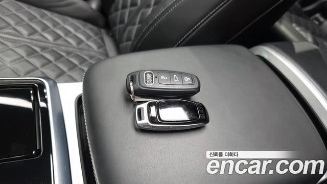 Audi Q8 2023 — Şəkil 20/20