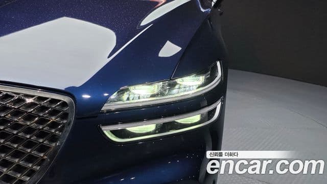 Genesis GV70 2021 — ფოტო 7/36