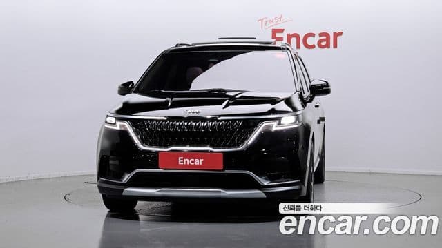 Kia Carnival 2021 — Фото 3/20