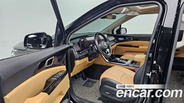 Kia Carnival 2021 — Фото 10/20
