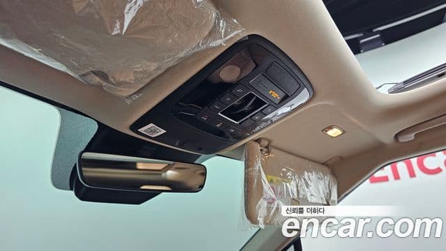 Kia Carnival 2021 — Фото 18/20