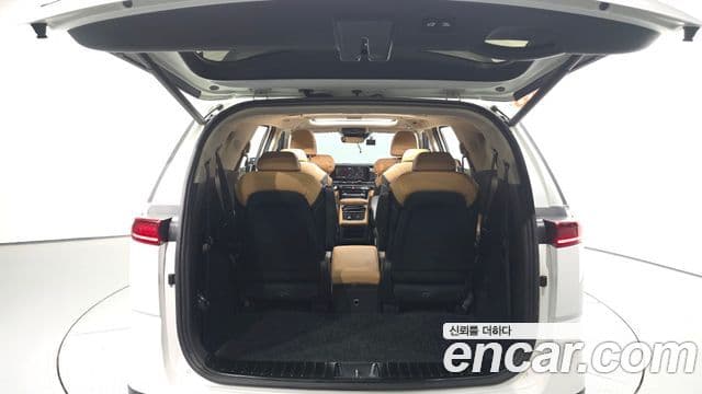 Kia Carnival 2020 — Şəkil 20/20