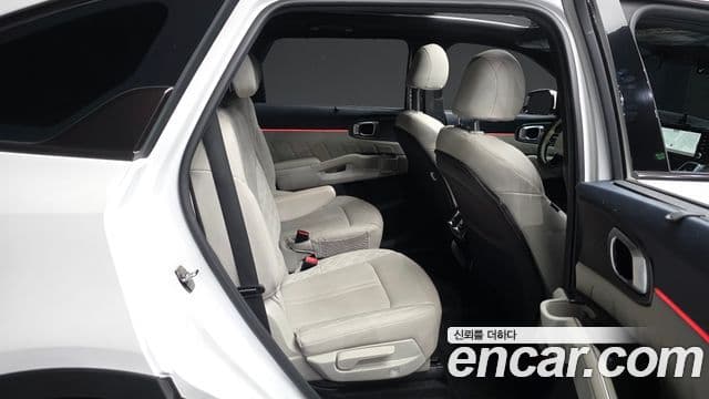 Kia Sorento 2022 — Şəkil 12/20