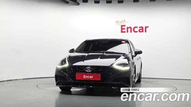 Hyundai Sonata 2021 — ფოტო 3/20