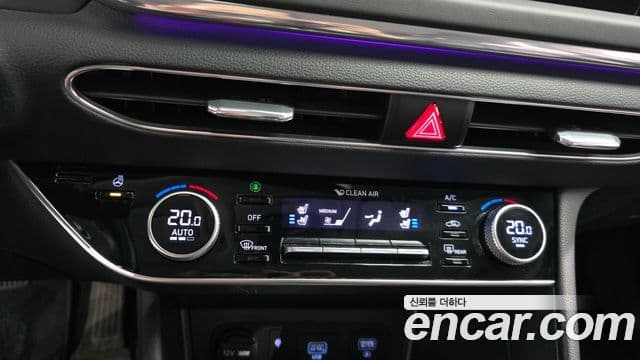 Hyundai Sonata 2021 — ფოტო 17/20